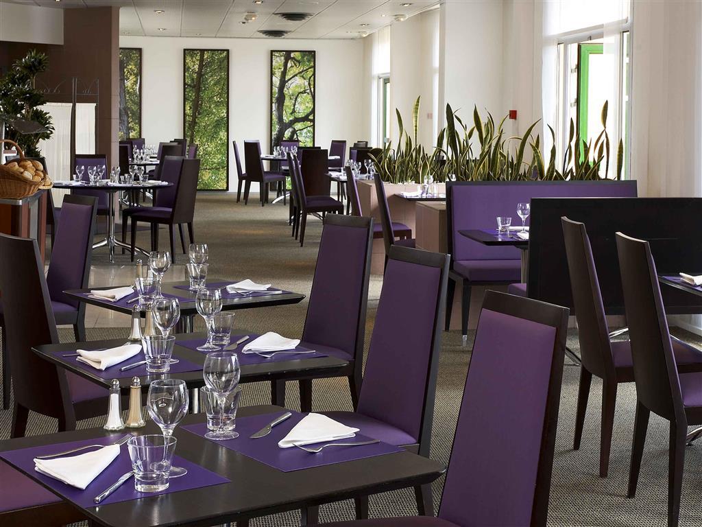 Novotel Saint-Quentin En Yvelines Magny-les-Hameaux Exterior foto
