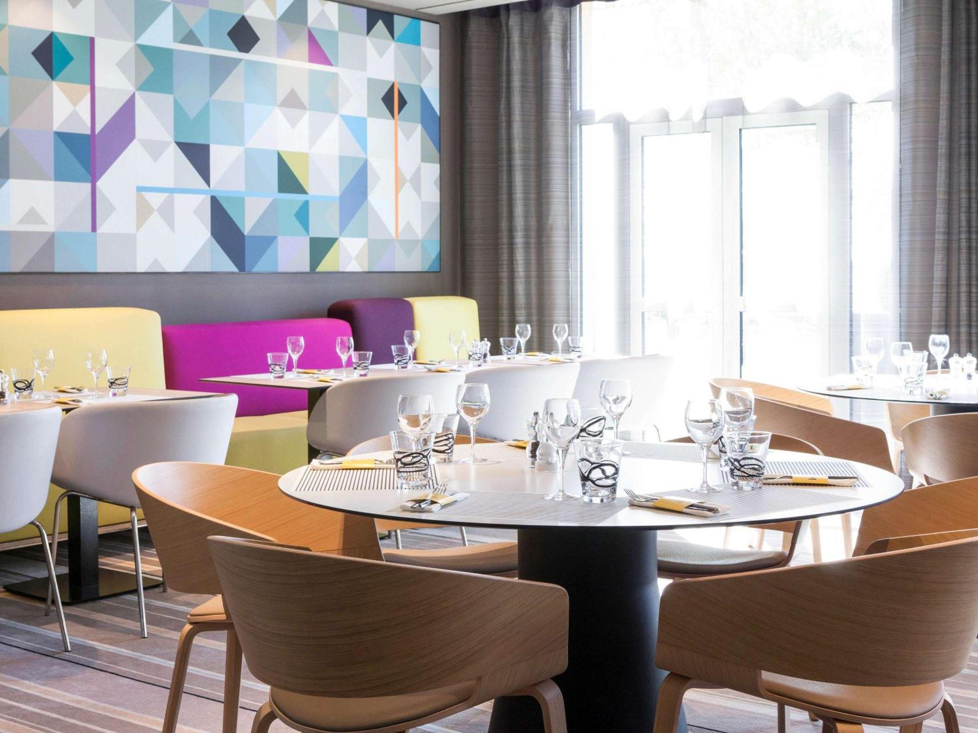 Novotel Saint-Quentin En Yvelines Magny-les-Hameaux Exterior foto