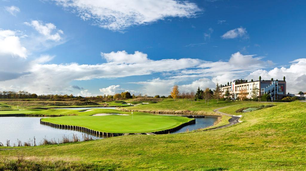 Novotel Saint-Quentin En Yvelines Magny-les-Hameaux Exterior foto